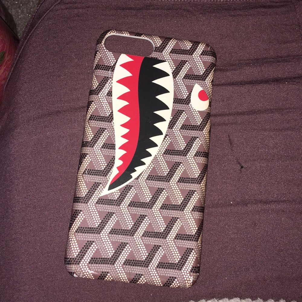iPhone 7+ case